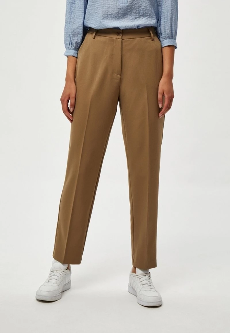 PEPPERCORN Femme CAM Pantalon Classique Tannin 1 PEPPERCORN Femme CAM Pantalon Classique Tannin