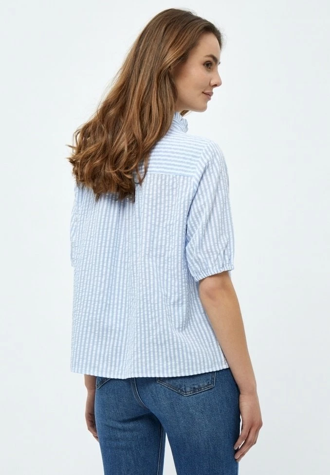 PEPPERCORN Femme ELAINE Blouse Skyway Blue Striped 3 PEPPERCORN Femme ELAINE Blouse Skyway Blue Striped – Image 3