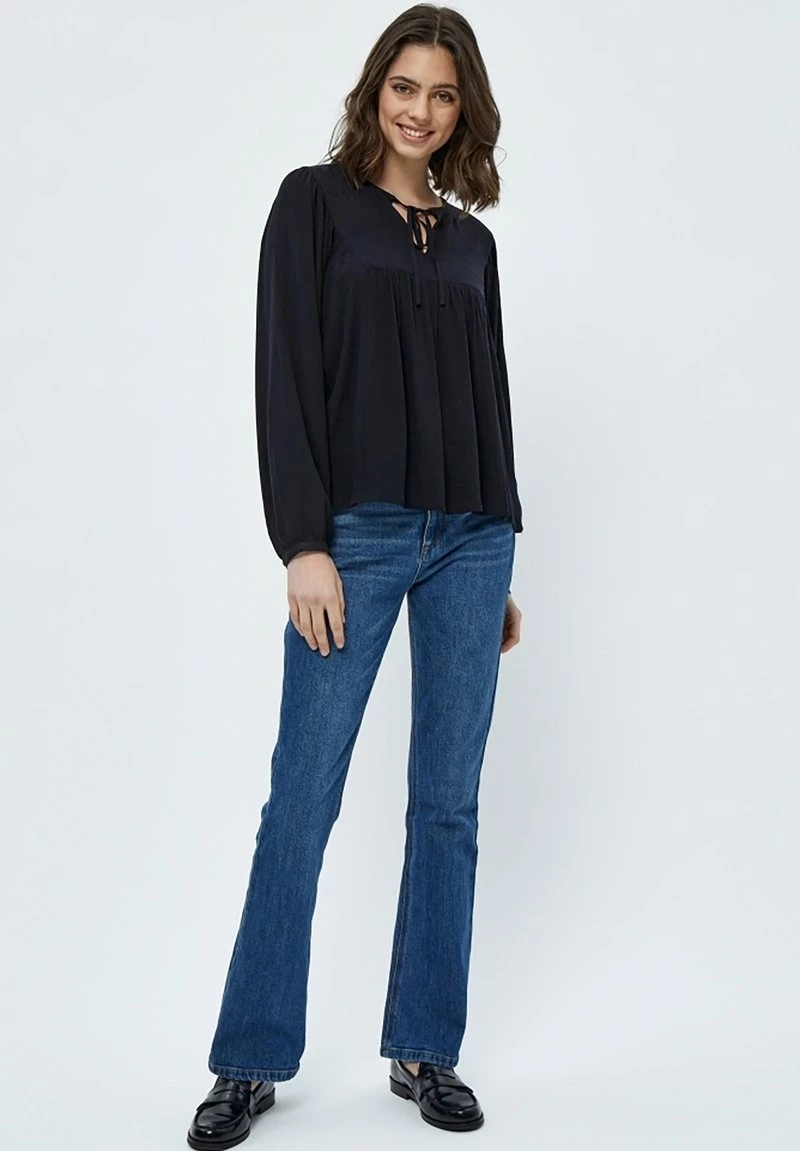 PEPPERCORN DANEA Blouse Black Femme 2 PEPPERCORN DANEA Blouse Black Femme – Image 2