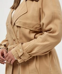 PEPPERCORN DELILAH Trench Warm Sand Femme -Promos PEPPERCORN Magasin 0bd7174f32294e7c901fa8ae8593b7c6