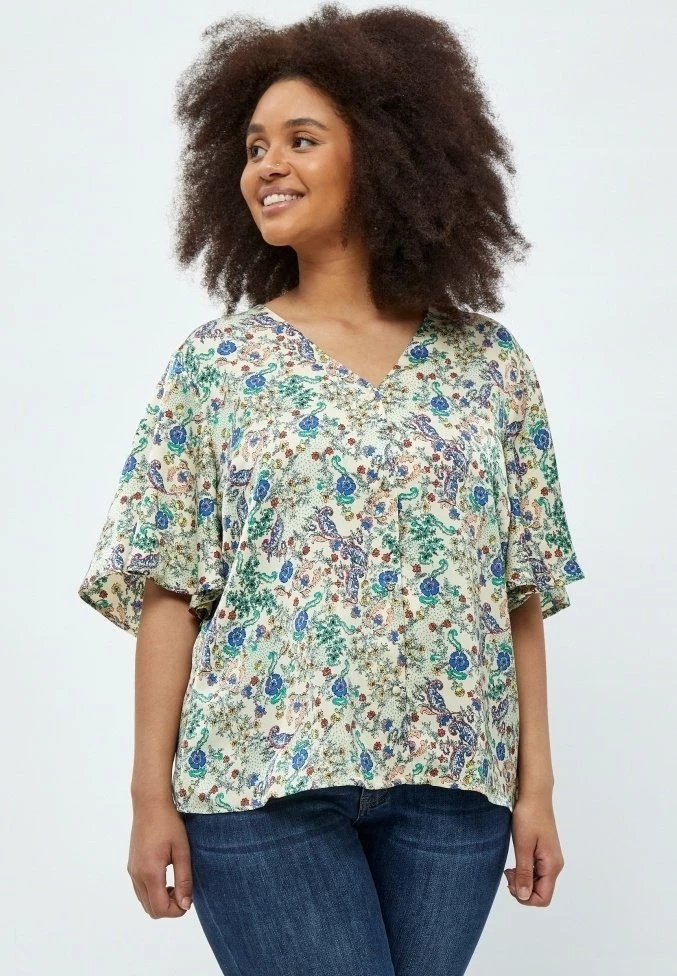 PEPPERCORN ELYSE V NECK CURVE Blouse Nebulas Blue Pr Femme 1 PEPPERCORN ELYSE V NECK CURVE Blouse Nebulas Blue Pr Femme