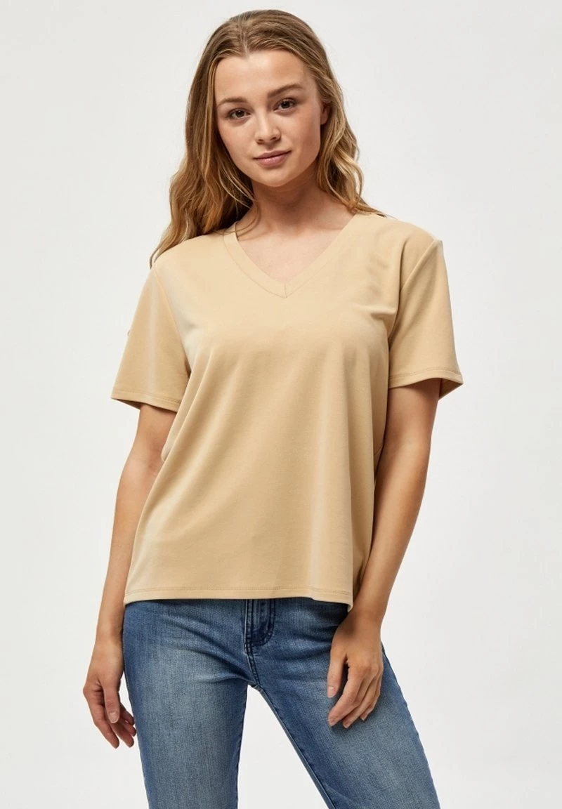 PEPPERCORN Femme PHILINA T Shirt Basique Warm Sand 1 1 PEPPERCORN Femme PHILINA T Shirt Basique Warm Sand 1