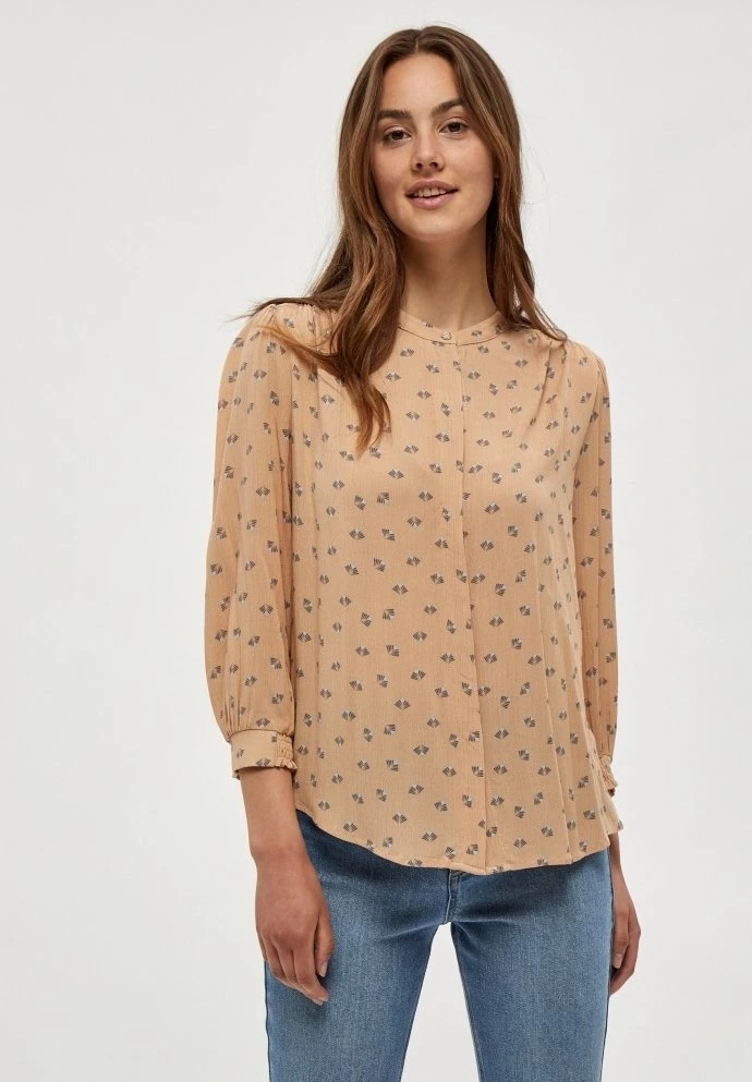 PEPPERCORN Femme BECCA Blouse Warm Sand Pr 1 PEPPERCORN Femme BECCA Blouse Warm Sand Pr