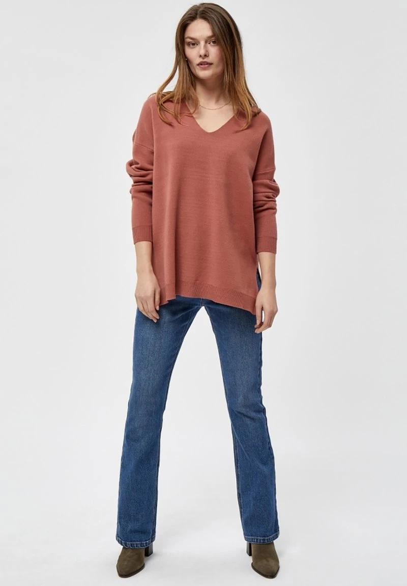 PEPPERCORN ROSALIA Pullover Cedar Wood Femme 2 PEPPERCORN ROSALIA Pullover Cedar Wood Femme – Image 2