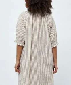 PEPPERCORN ELAINE Robe De Jour Warm Sand Stripe Femme -Promos PEPPERCORN Magasin 18a6f53f04964aadbdf21dbd0d8797dc