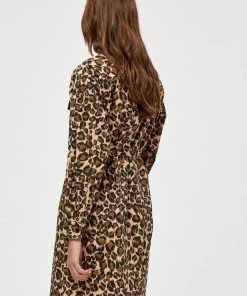 PEPPERCORN JACKELINE Robe Chemise Monk's Robe Pr Femme -Promos PEPPERCORN Magasin 202d454b62ab41ebac61fab0251d4231