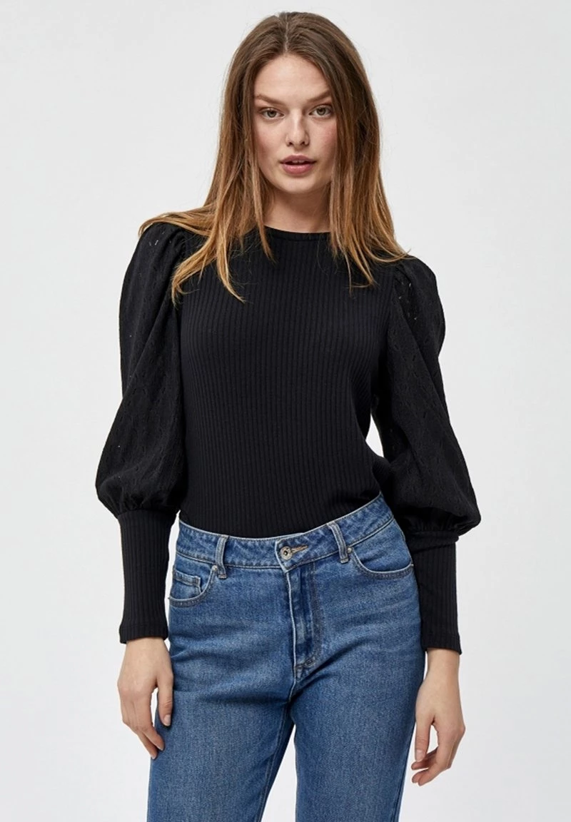 PEPPERCORN LISET LONG SLEEVE Pullover Black Femme 1 PEPPERCORN LISET LONG SLEEVE Pullover Black Femme