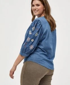 PEPPERCORN Femme Blouse Light Blue Wash -Promos PEPPERCORN Magasin 273df191fb2b4af2b5630ef416eee48c