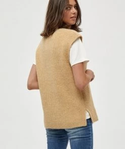 PEPPERCORN Gilet Beige Femme 6 PEPPERCORN Gilet Beige Femme -Promos PEPPERCORN Magasin 2c058c5f151548808d8483fb3117ed7c
