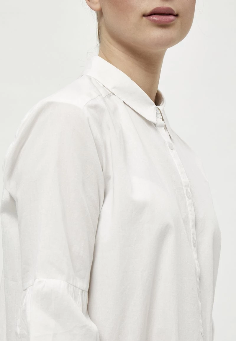 PEPPERCORN Femme RAMIS Robe Chemise White 4 PEPPERCORN Femme RAMIS Robe Chemise White – Image 4