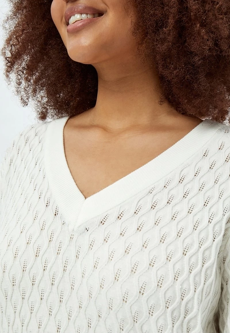 PEPPERCORN ROSALIA PUFF SLEEVE CURVE T Shirt Imprimé Cloud Dancer Femme 4 PEPPERCORN ROSALIA PUFF SLEEVE CURVE T Shirt Imprimé Cloud Dancer Femme – Image 4