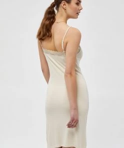 PEPPERCORN Femme Robe De Jour Sandshell -Promos PEPPERCORN Magasin 42f25ef6de464185b33ba5cdcd2840ca