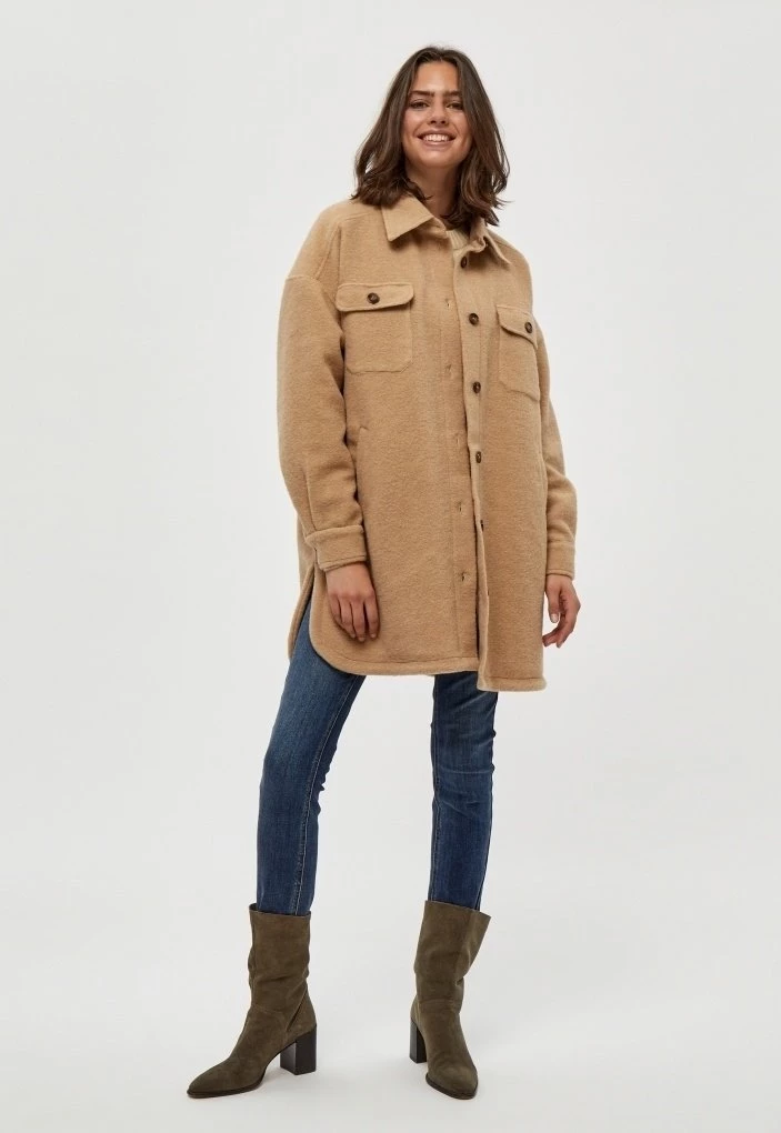 PEPPERCORN Femme JOANNA Manteau Court Beige 2 PEPPERCORN Femme JOANNA Manteau Court Beige – Image 2