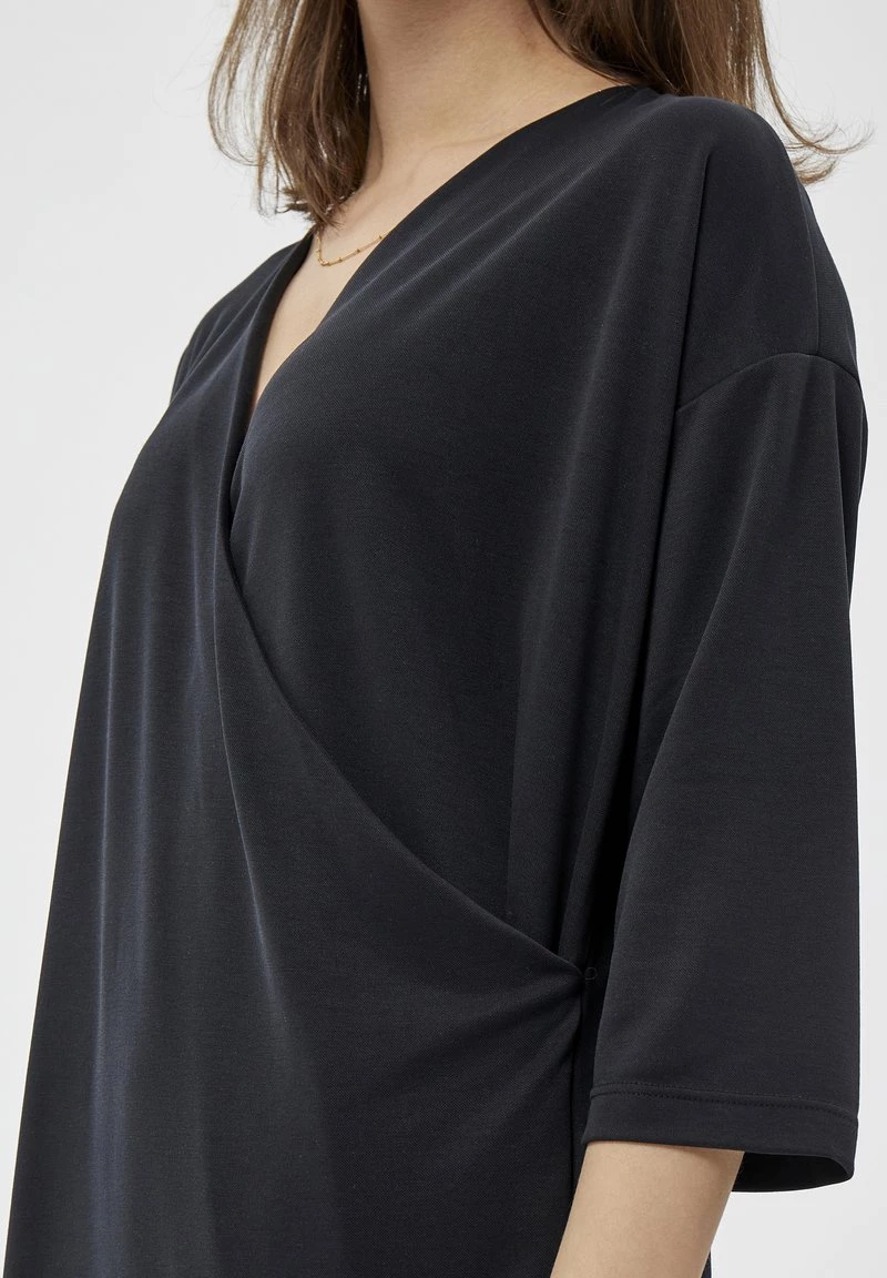 PEPPERCORN REETA Robe De Jour Black Femme 4 PEPPERCORN REETA Robe De Jour Black Femme – Image 4