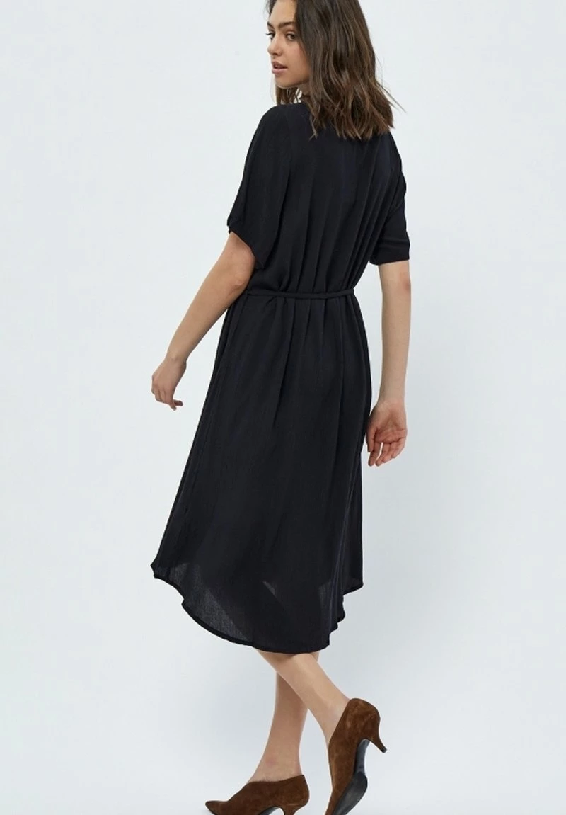 PEPPERCORN Femme DARCY Robe De Jour Black 3 PEPPERCORN Femme DARCY Robe De Jour Black – Image 3