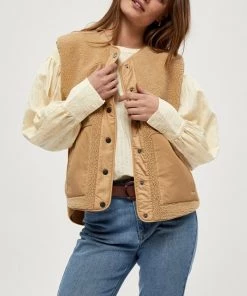 PEPPERCORN Femme CARMEN Veste Sans Manches Warm Sand -Promos PEPPERCORN Magasin 57e9cdfb790c425ea1df145df3c9cf1a