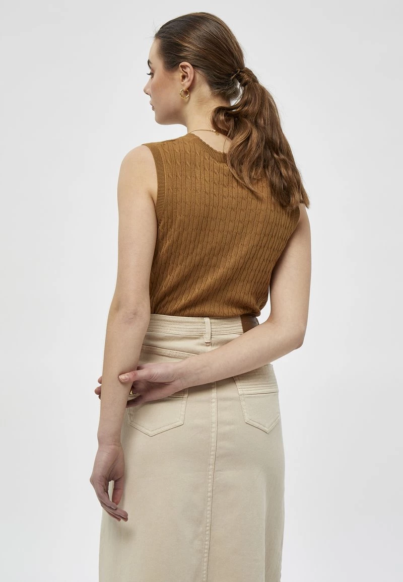 PEPPERCORN TANA Débardeur Medal Bronze Femme 3 PEPPERCORN TANA Débardeur Medal Bronze Femme – Image 3