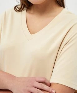 PEPPERCORN Femme PHILINA CURVE T Shirt Basique Warm Sand 7 PEPPERCORN Femme PHILINA CURVE T Shirt Basique Warm Sand -Promos PEPPERCORN Magasin 60e652cdf7294f3cb992f047ff98a983