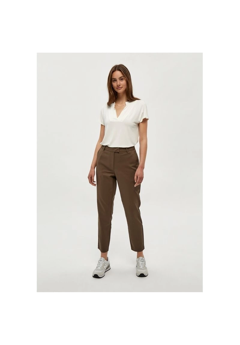 PEPPERCORN ROSALINDA T Shirt Basique Gardenia Femme 2 PEPPERCORN ROSALINDA T Shirt Basique Gardenia Femme – Image 2