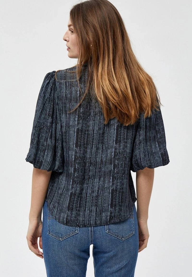 PEPPERCORN Femme ADEA Blouse Black Pr 3 PEPPERCORN Femme ADEA Blouse Black Pr – Image 3