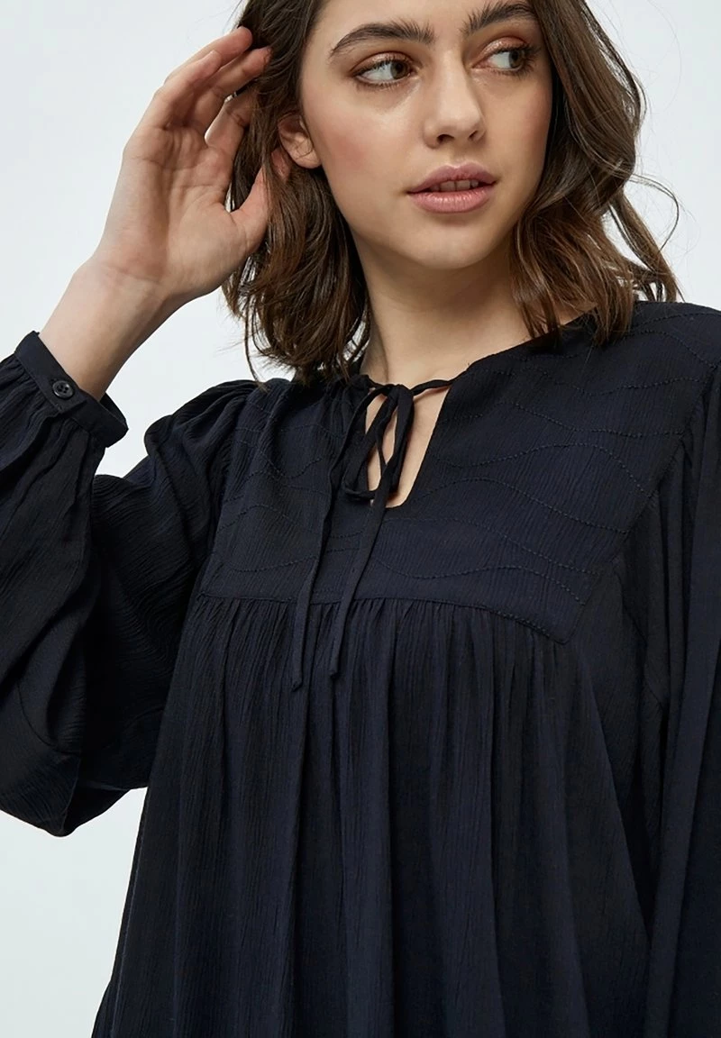 PEPPERCORN DANEA Blouse Black Femme 4 PEPPERCORN DANEA Blouse Black Femme – Image 4