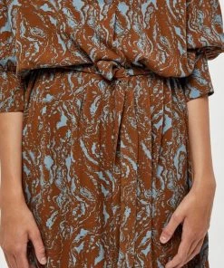 PEPPERCORN Femme JASMINA SABIA Robe De Jour Monk's Robe Pr 7 PEPPERCORN Femme JASMINA SABIA Robe De Jour Monk's Robe Pr -Promos PEPPERCORN Magasin 6b86ae76d7a248be89d1cb16dcb219f2