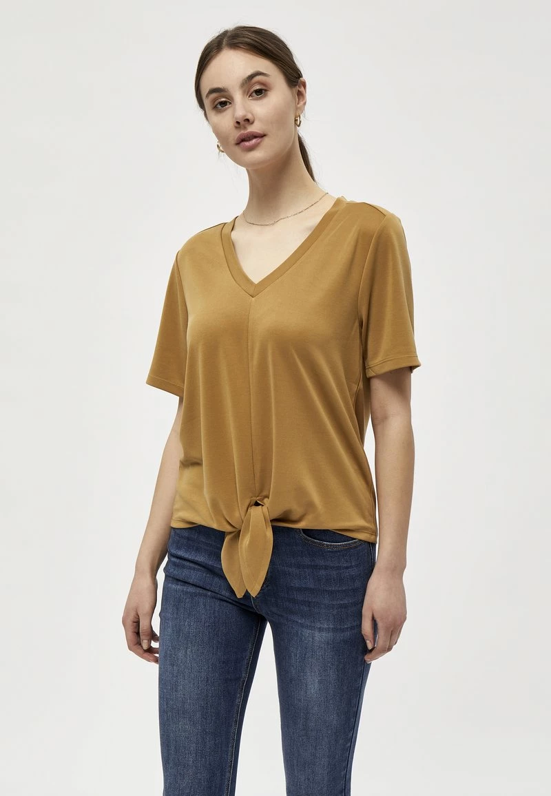 PEPPERCORN MABLE TEE T Shirt Imprimé Medal Bronze Femme 1 PEPPERCORN MABLE TEE T Shirt Imprimé Medal Bronze Femme