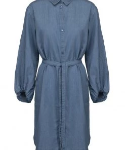 PEPPERCORN NORE Robe En Jean Light Blue Wash Femme 10 PEPPERCORN NORE Robe En Jean Light Blue Wash Femme -Promos PEPPERCORN Magasin 716953f15cbe49aca407690e9b9baa2c