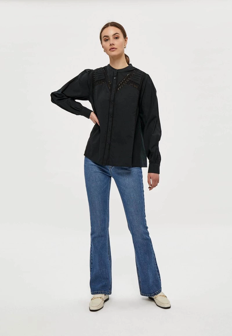 PEPPERCORN LEXI Chemisier Black Femme 2 PEPPERCORN LEXI Chemisier Black Femme – Image 2