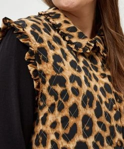 PEPPERCORN CASSANDRA Veste Sans Manches Warm Sand Pr Femme -Promos PEPPERCORN Magasin 7347f6f89d8e4eb1a33203f929518009