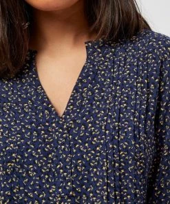 PEPPERCORN CAISA Blouse Navy Print Femme -Promos PEPPERCORN Magasin 73eddd0cd7c84422817c6205c22af9f5