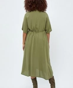 PEPPERCORN Femme DARCY CURVE Robe Chemise Mosstone Green -Promos PEPPERCORN Magasin 77ef6d561f954198b99ce69402de07c8