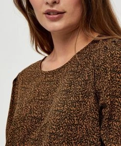 PEPPERCORN JULIANNA Blouse Monk's Robe Pr Femme -Promos PEPPERCORN Magasin 8249829d8143472f9b4785dc431e079a