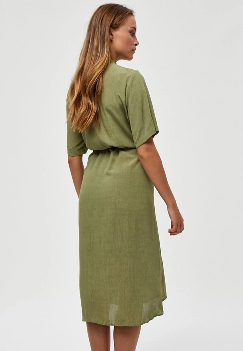 PEPPERCORN Femme DARCY Robe De Jour Mosstone Green 3 PEPPERCORN Femme DARCY Robe De Jour Mosstone Green – Image 3
