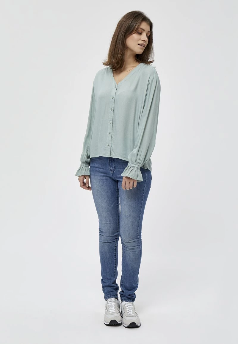 PEPPERCORN RINI Chemisier Harbor Gray Femme 2 PEPPERCORN RINI Chemisier Harbor Gray Femme – Image 2