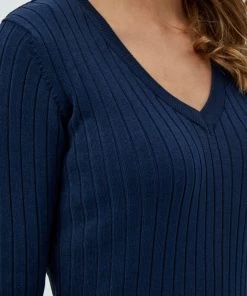 PEPPERCORN TANA T Shirt Basique Navy Femme -Promos PEPPERCORN Magasin 8b40dc0a37e14569b86e26c0af0535ff