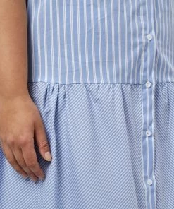 PEPPERCORN Robe Chemise Skyway Blue Striped Femme 7 PEPPERCORN Robe Chemise Skyway Blue Striped Femme -Promos PEPPERCORN Magasin 8d5a12ad251c4f109ea553136bcf7029