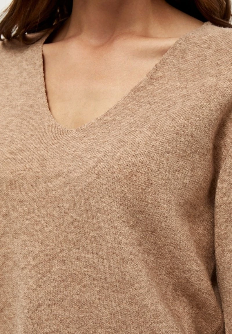 PEPPERCORN ROSALIA Pullover Warm Sand Melange Femme 4 PEPPERCORN ROSALIA Pullover Warm Sand Melange Femme – Image 4