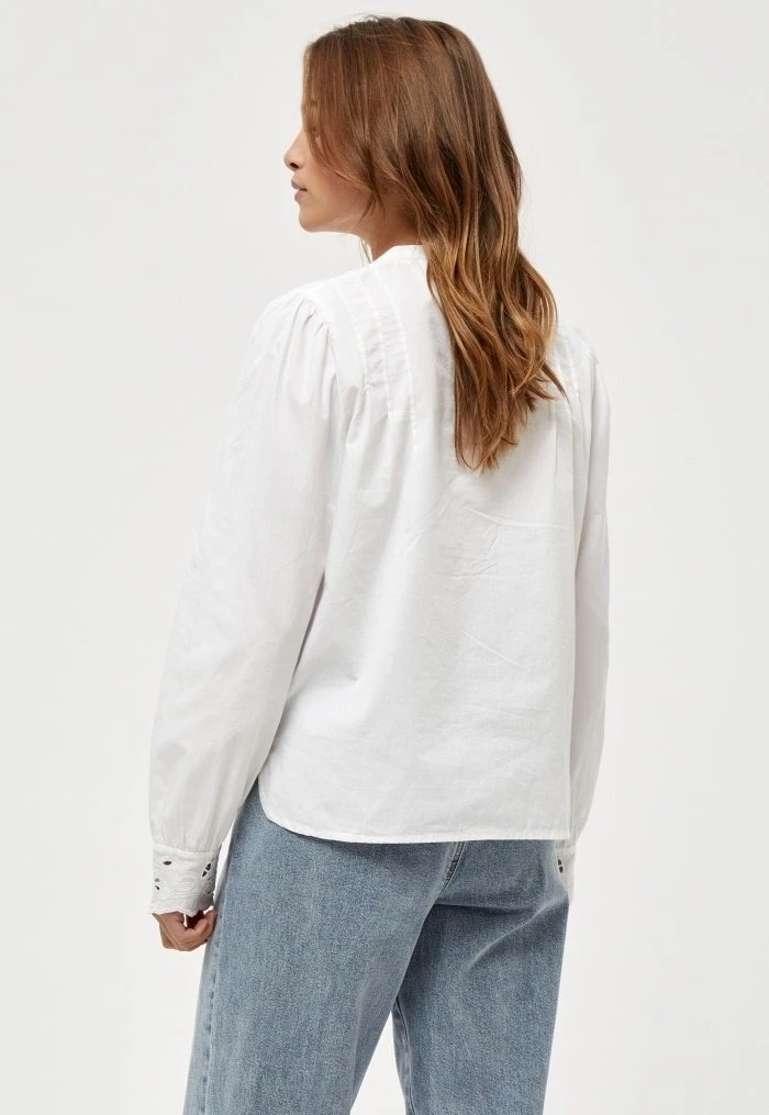 PEPPERCORN DORTHEA Chemisier Gardenia Femme 3 PEPPERCORN DORTHEA Chemisier Gardenia Femme – Image 3