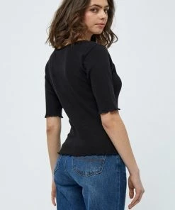 PEPPERCORN Femme BABYLOCK T Shirt Basique Black 7 PEPPERCORN Femme BABYLOCK T Shirt Basique Black -Promos PEPPERCORN Magasin 97b1a5ce995840caab9ab3a80b7dad7b