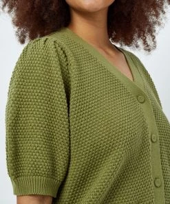 PEPPERCORN DESTINA CURVE Gilet Mosstone Green Femme -Promos PEPPERCORN Magasin 9944e460c2d841079eea3c517a0548ad