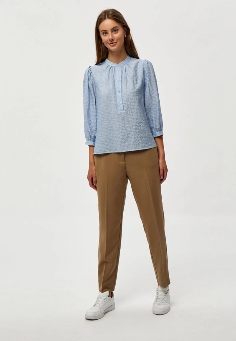 PEPPERCORN Femme CAM Pantalon Classique Tannin 3 PEPPERCORN Femme CAM Pantalon Classique Tannin – Image 3