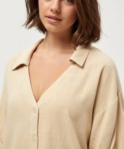 PEPPERCORN ESSA Chemisier Warm Sand Femme -Promos PEPPERCORN Magasin 9fe2552590a441fc9f3691f759e9b2d3