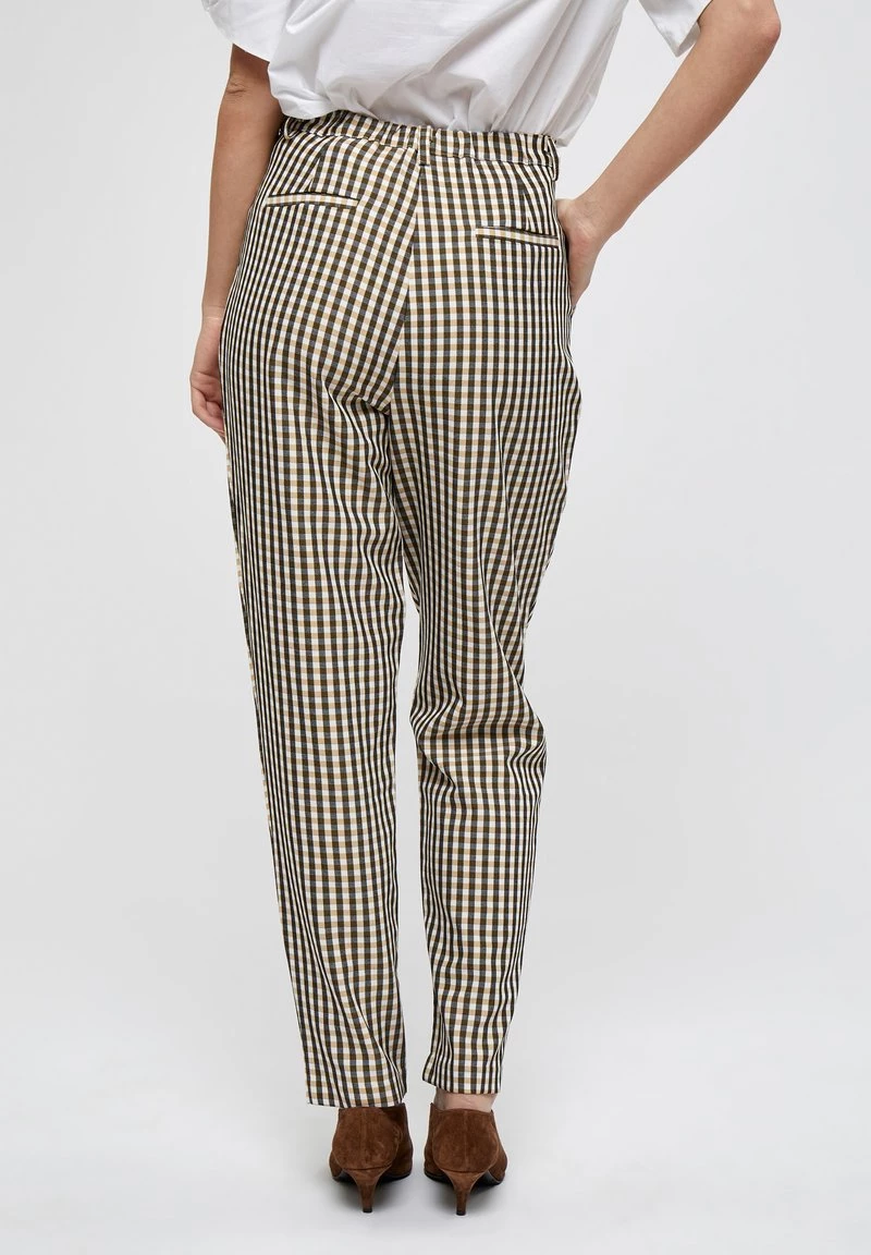 PEPPERCORN POLLY SAVANNAH Pantalon Classique Jojoba Yellow Pr Femme 3 PEPPERCORN POLLY SAVANNAH Pantalon Classique Jojoba Yellow Pr Femme – Image 3