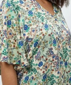 PEPPERCORN ELYSE V NECK CURVE Blouse Nebulas Blue Pr Femme 7 PEPPERCORN ELYSE V NECK CURVE Blouse Nebulas Blue Pr Femme -Promos PEPPERCORN Magasin a5bf79d6a44d431d9ebd69919bb9e55b