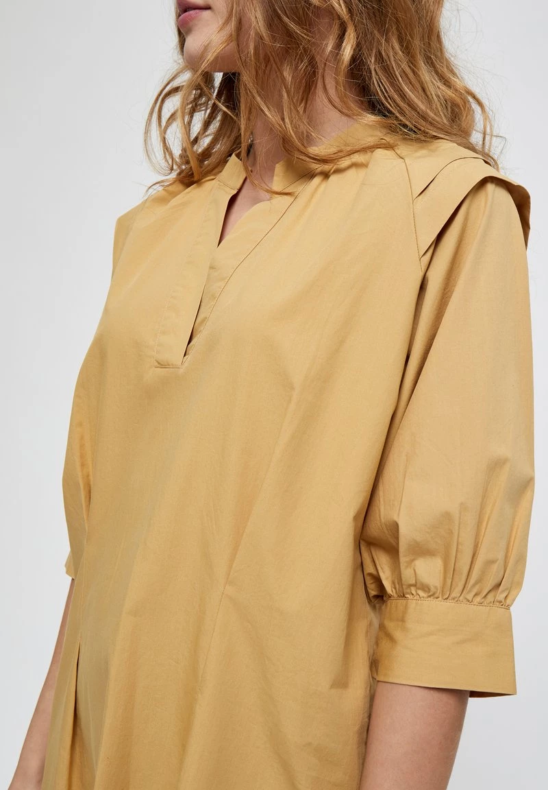 PEPPERCORN Femme PERRIS Robe De Jour Prairie Sand 4 PEPPERCORN Femme PERRIS Robe De Jour Prairie Sand – Image 4