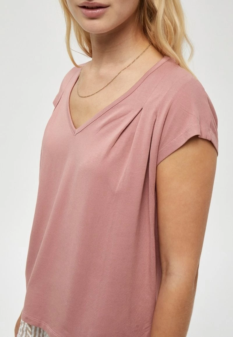 PEPPERCORN Femme ROSALINDA T Shirt Basique Ash Rose 4 PEPPERCORN Femme ROSALINDA T Shirt Basique Ash Rose – Image 4