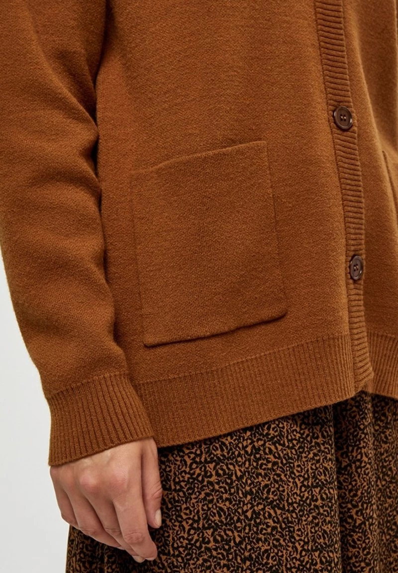 PEPPERCORN Gilet Monks Robe Femme 4 PEPPERCORN Gilet Monks Robe Femme – Image 4