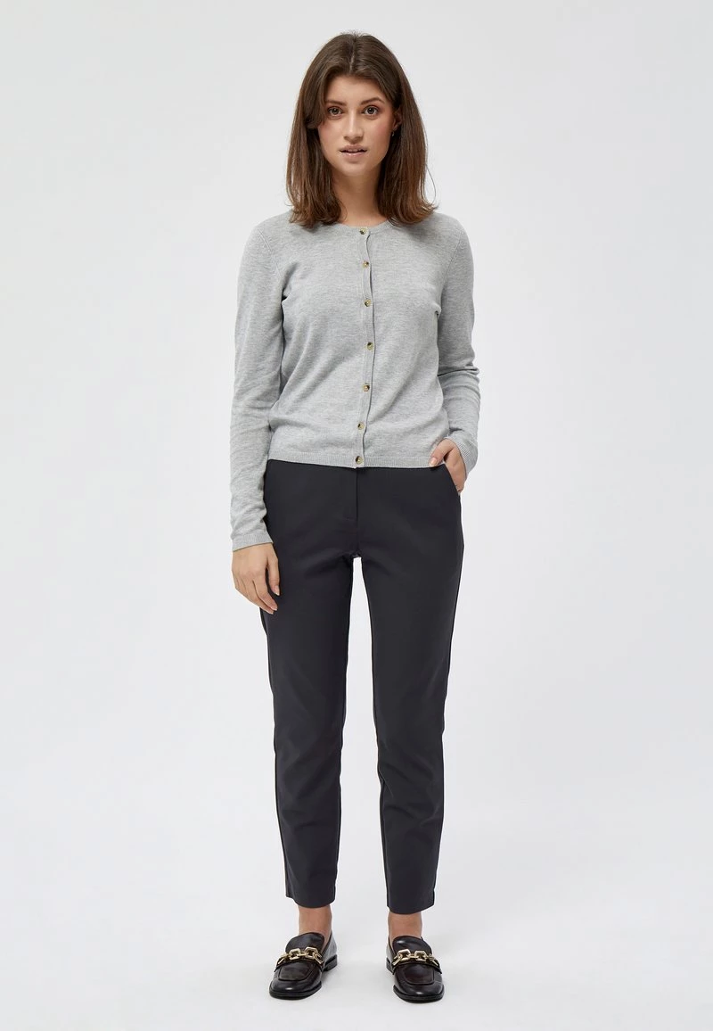 PEPPERCORN Femme TANA Gilet Light Grey Mel. 2 PEPPERCORN Femme TANA Gilet Light Grey Mel. – Image 2