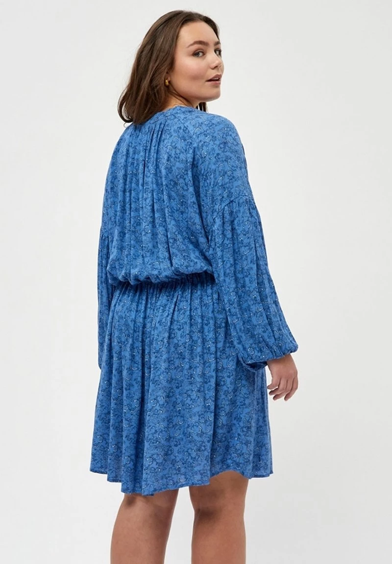 PEPPERCORN Robe De Jour Star Sapphire Blue Print Femme 3 PEPPERCORN Robe De Jour Star Sapphire Blue Print Femme – Image 3